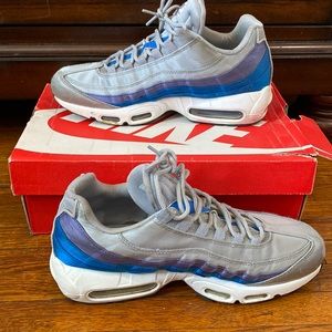 Men’s 8.5 Nike air max 95 se nebula colorway